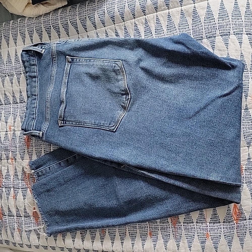 Good American good legs skinny raw hem 16